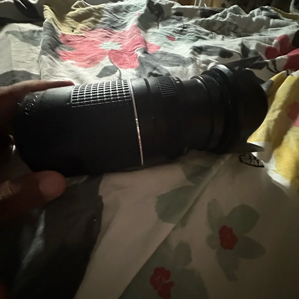 Canon Eos 2000d